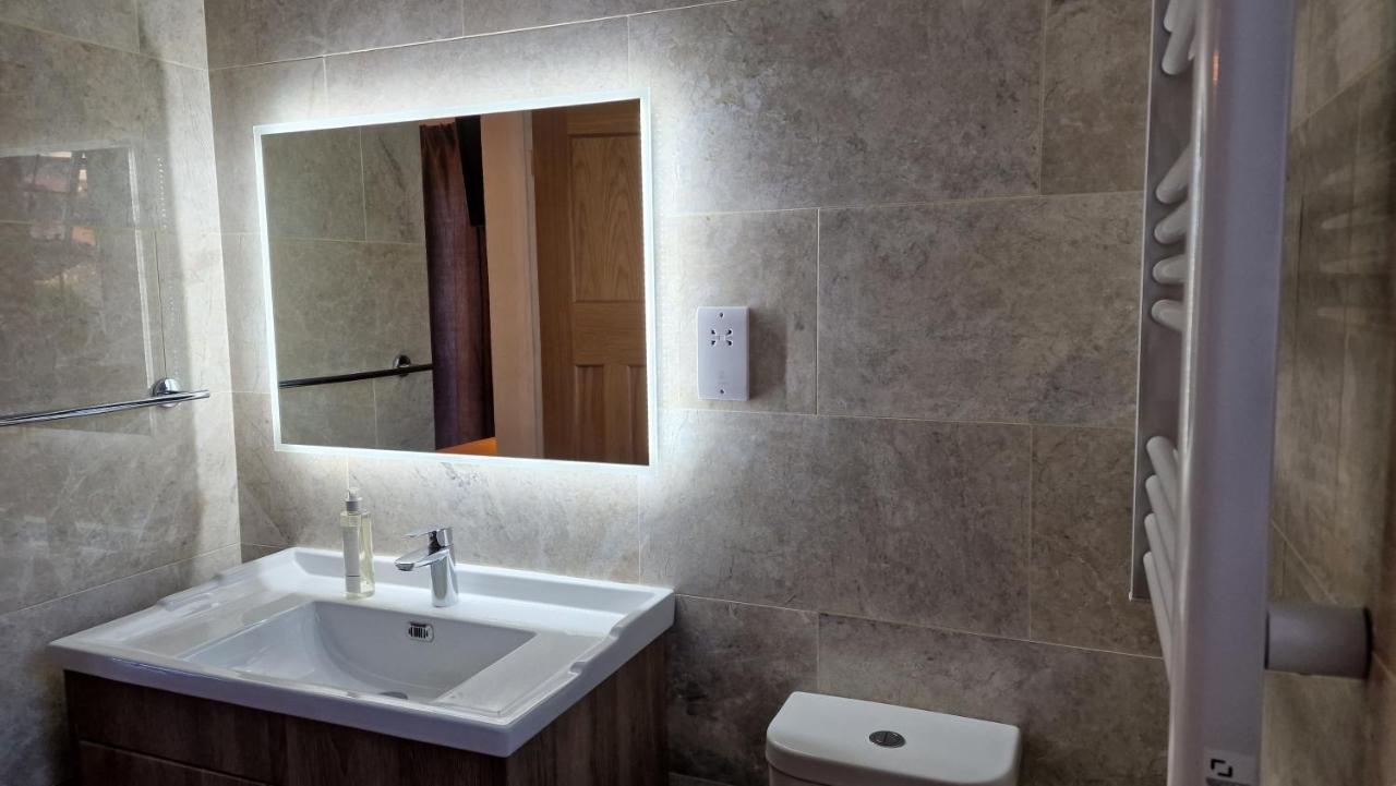 Koi Pond Annex Hotel Coleford  Ngoại thất bức ảnh